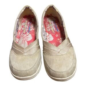 Skechers Canvas Tan Slip-On Shoes 7